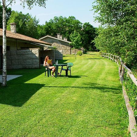 Bungalows - Serra Do Geres คัมโปดูเชเรส ภายนอก รูปภาพ