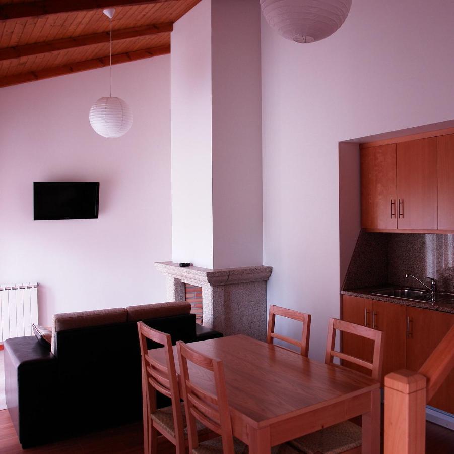 Bungalows - Serra Do Geres คัมโปดูเชเรส ภายนอก รูปภาพ