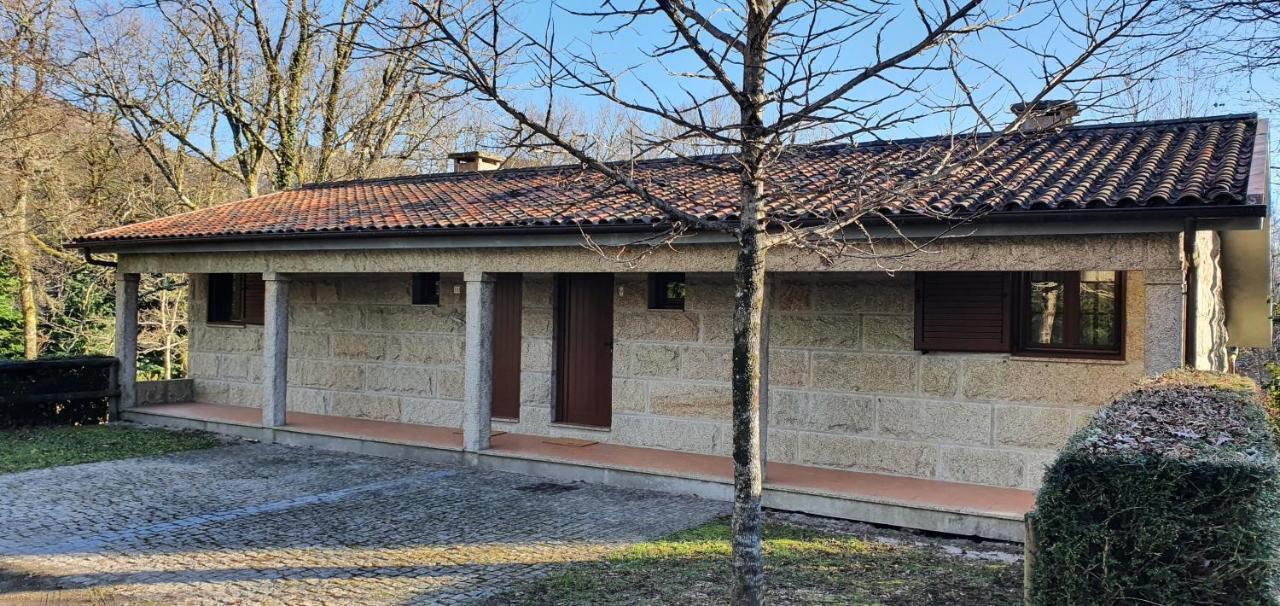 Bungalows - Serra Do Geres คัมโปดูเชเรส ภายนอก รูปภาพ