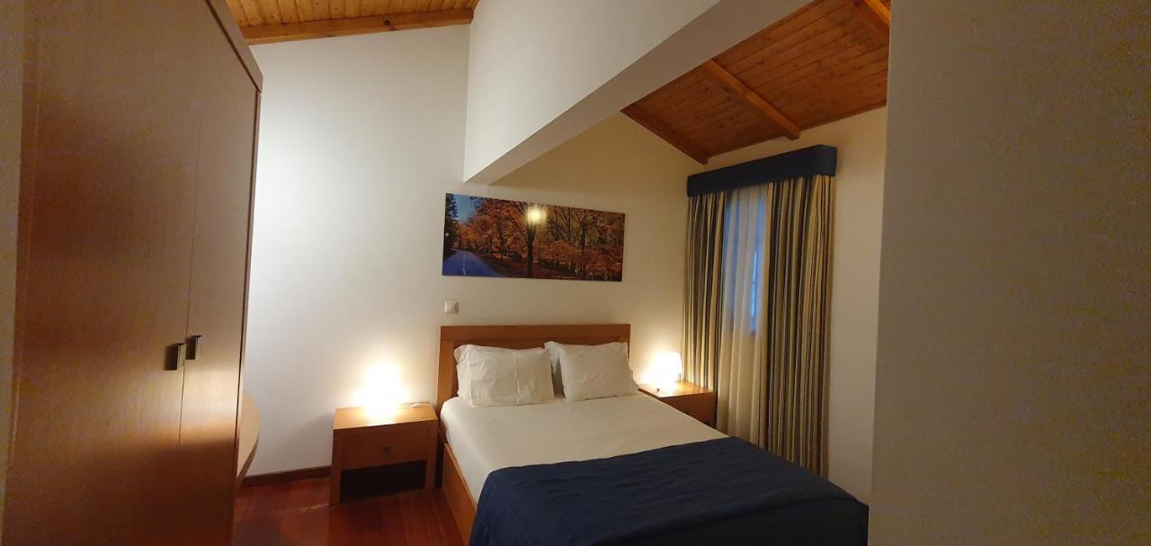 Bungalows - Serra Do Geres คัมโปดูเชเรส ภายนอก รูปภาพ